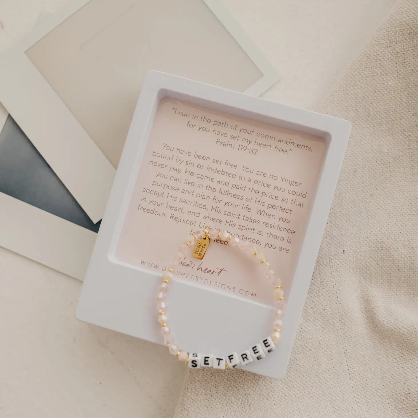 Set Free Scripture Bracelet