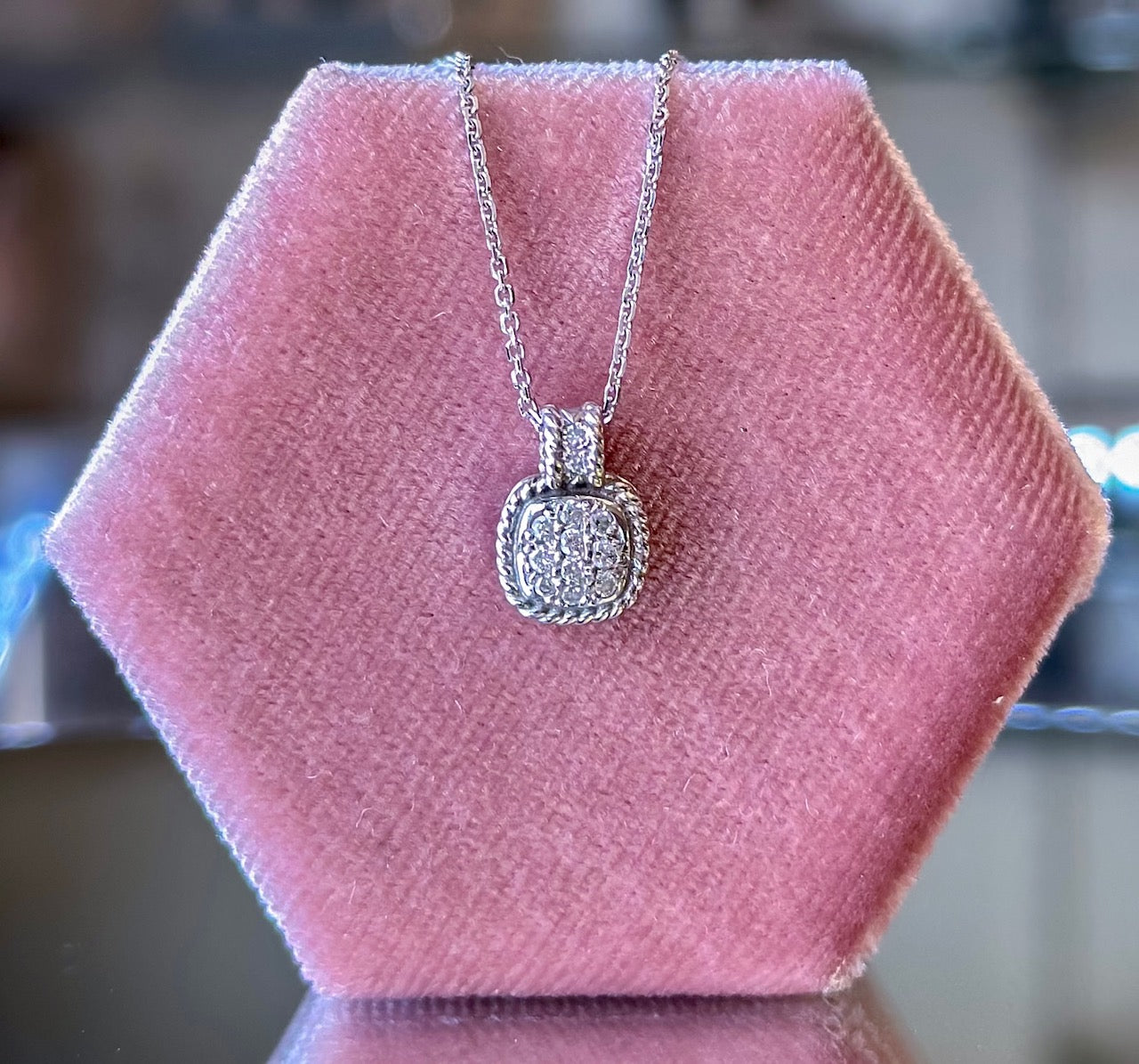 10K White Gold Diamond Cluster Pendant with Rope Accent